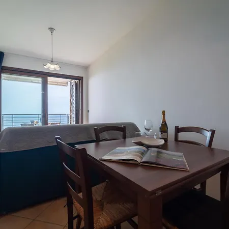 La Terrazza Sul Golfo Di 2 Apartment